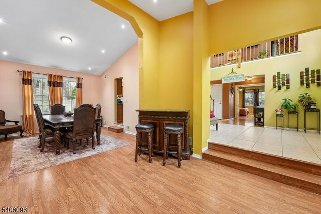 9 Chipwood Lane, North Brunswick Twp., NJ 08902