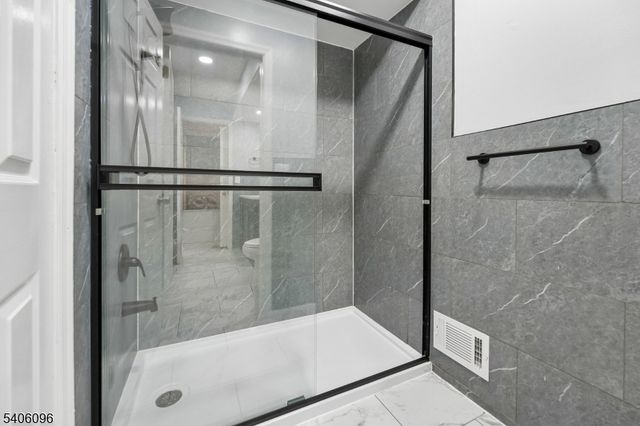 9 Chipwood Lane, North Brunswick Twp., NJ 08902