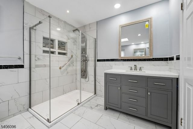 9 Chipwood Lane, North Brunswick Twp., NJ 08902