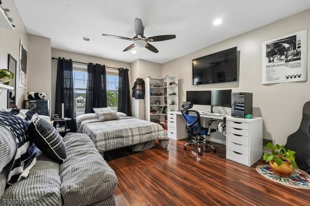 9 Chipwood Lane, North Brunswick Twp., NJ 08902