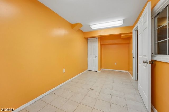 9 Chipwood Lane, North Brunswick Twp., NJ 08902