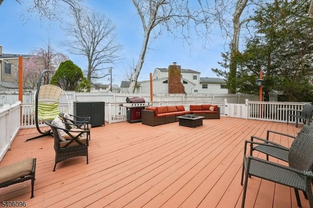 9 Chipwood Lane, North Brunswick Twp., NJ 08902