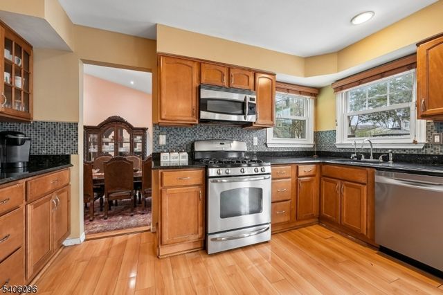 9 Chipwood Lane, North Brunswick Twp., NJ 08902