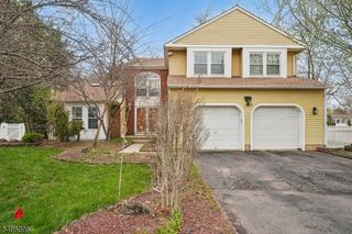 9 Chipwood Lane, North Brunswick Twp., NJ 08902