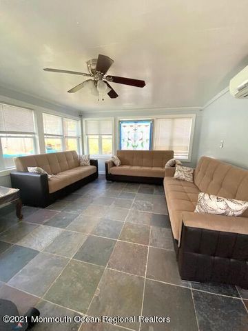 600 W Park Avenue, Oakhurst, NJ 07755