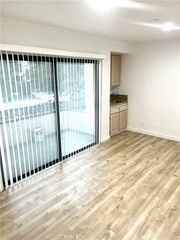 4700 Natick Ave 117, Sherman Oaks, CA 91423