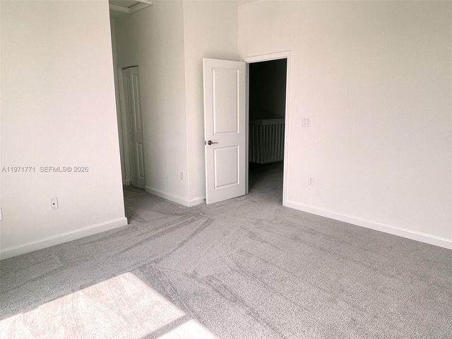 1427 SE 7th Ter 1427, Homestead, FL 33034