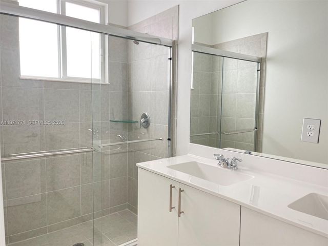 1427 SE 7th Ter 1427, Homestead, FL 33034