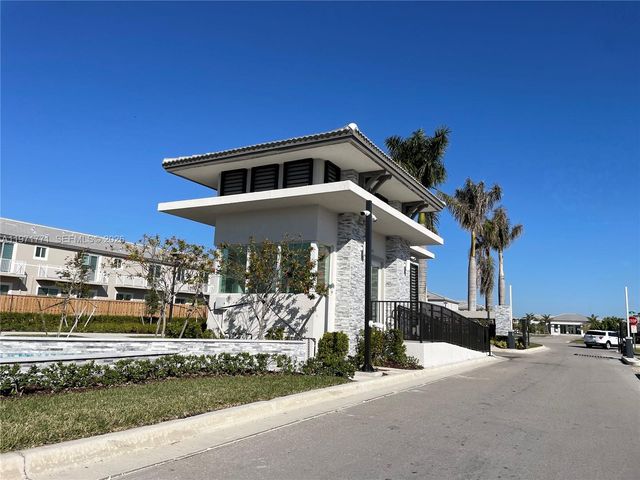 1427 SE 7th Ter 1427, Homestead, FL 33034