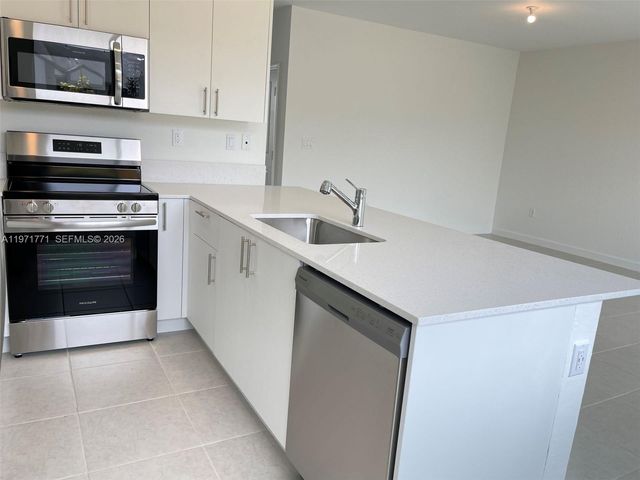 1427 SE 7th Ter 1427, Homestead, FL 33034