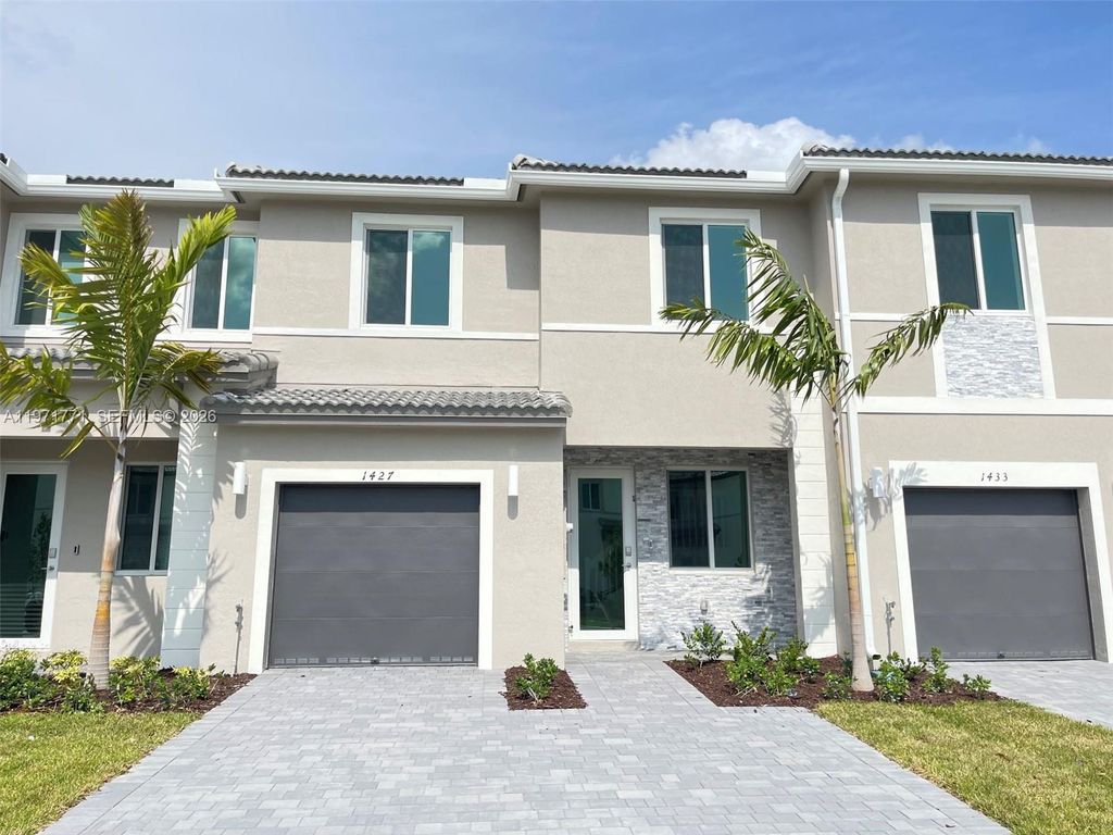 1427 SE 7th Ter 1427, Homestead, FL 33034