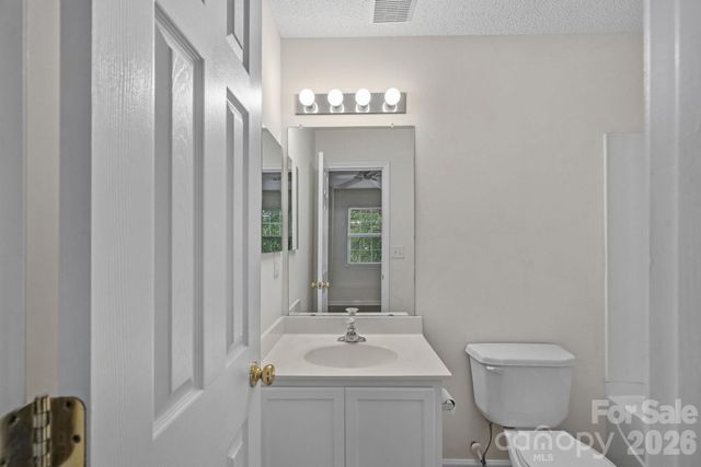 10822 Holly Ridge Boulevard, Charlotte, NC 28216