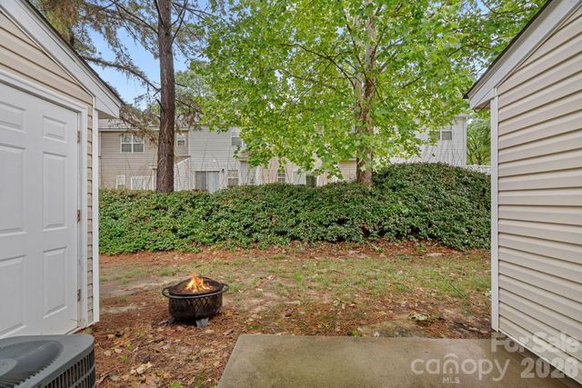 10822 Holly Ridge Boulevard, Charlotte, NC 28216