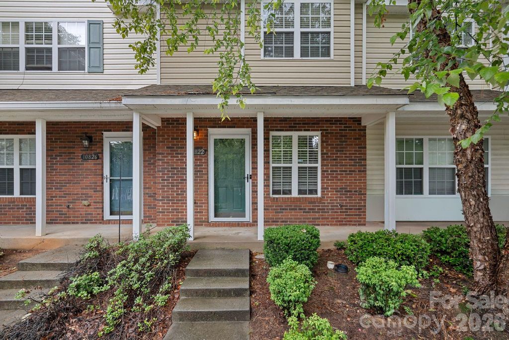 10822 Holly Ridge Boulevard, Charlotte, NC 28216
