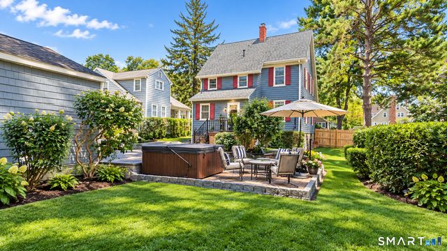 150 Holmes Avenue, Darien, CT 06820