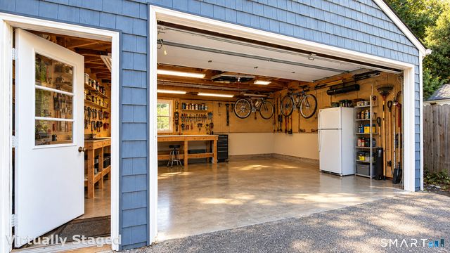 150 Holmes Avenue, Darien, CT 06820