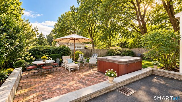 150 Holmes Avenue, Darien, CT 06820