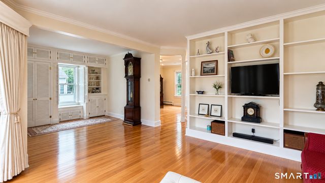 150 Holmes Avenue, Darien, CT 06820