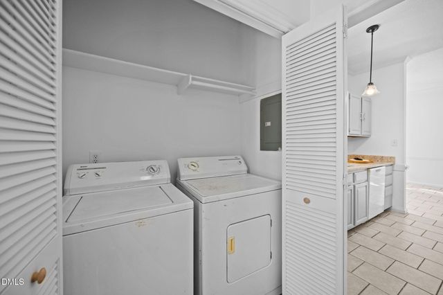 2848 W Jameson Road, Raleigh, NC 27604