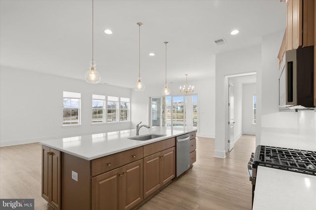 85 QUIET CREEK DR, Gettysburg, PA 17325