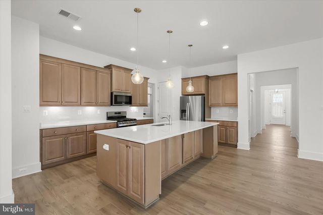 85 QUIET CREEK DR, Gettysburg, PA 17325