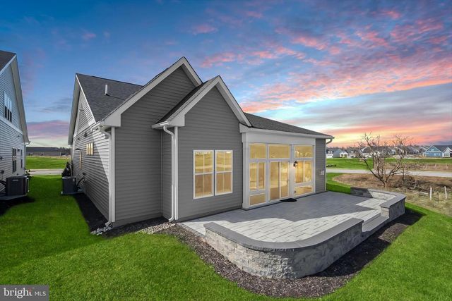 85 QUIET CREEK DR, Gettysburg, PA 17325