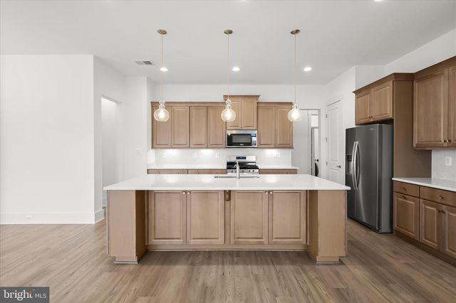 85 QUIET CREEK DR, Gettysburg, PA 17325