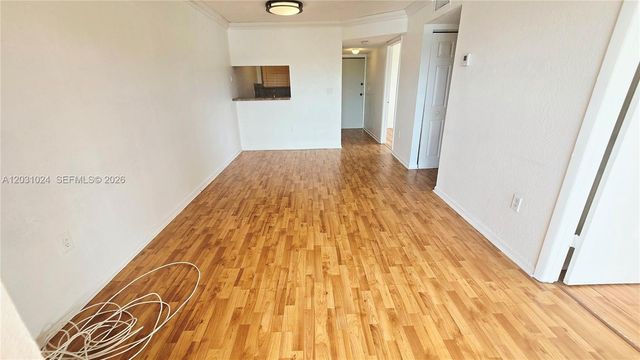 2441 SW 31st Ave 207, Miami, FL 33145