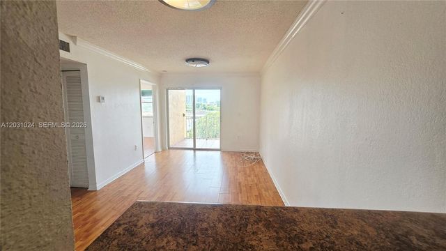 2441 SW 31st Ave 207, Miami, FL 33145