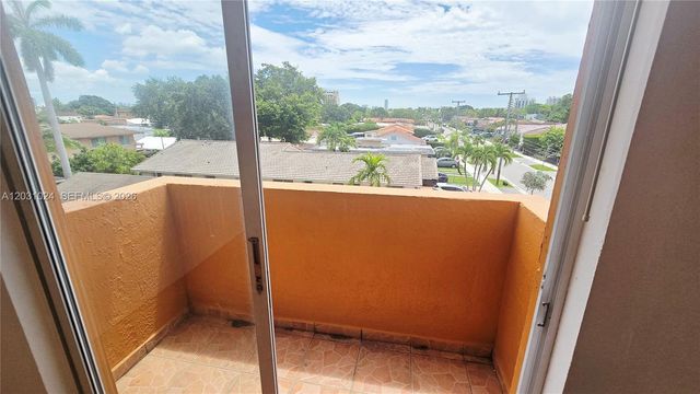 2441 SW 31st Ave 207, Miami, FL 33145