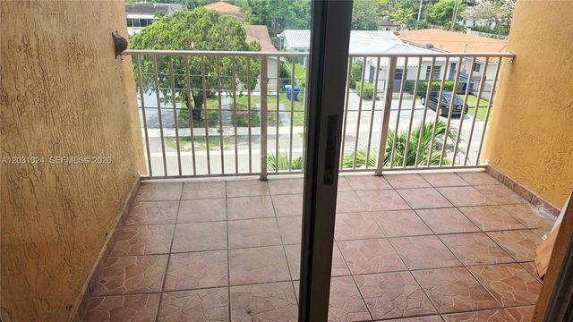 2441 SW 31st Ave 207, Miami, FL 33145