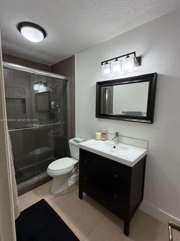 4944 NW 102nd Ave 204-3, Doral, FL 33178