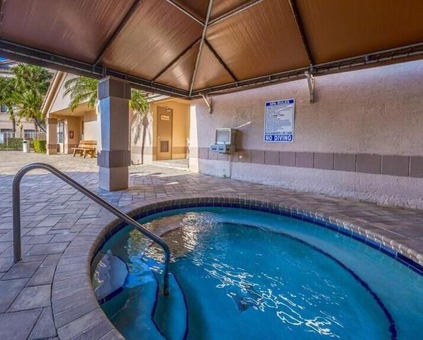 2946 S UNIVERSITY Drive 7209, Davie, FL 33328