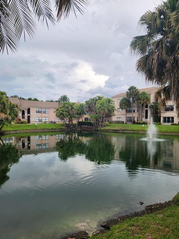 2946 S UNIVERSITY Drive 7209, Davie, FL 33328
