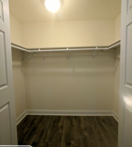 2526 N Kedzie Avenue G, Chicago, IL 60647