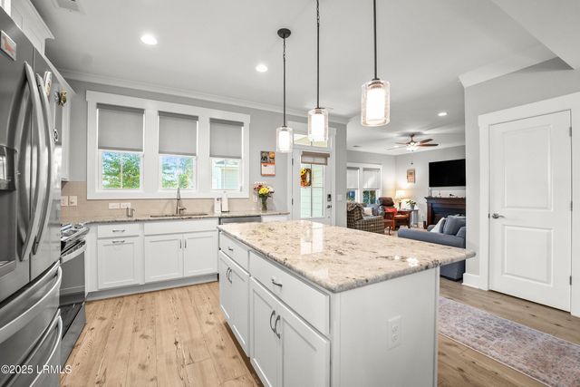 6 Tug Boat Lane, Beaufort, SC 29907