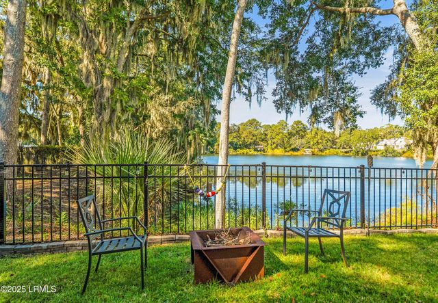 6 Tug Boat Lane, Beaufort, SC 29907