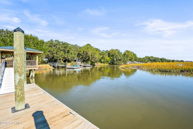 6 Tug Boat Lane, Beaufort, SC 29907