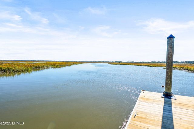 6 Tug Boat Lane, Beaufort, SC 29907