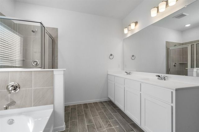 2126 Sanders Brook Drive, Baytown, TX 77521