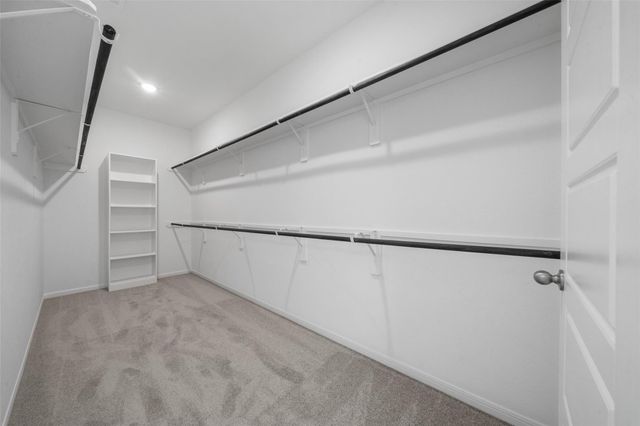 2126 Sanders Brook Drive, Baytown, TX 77521