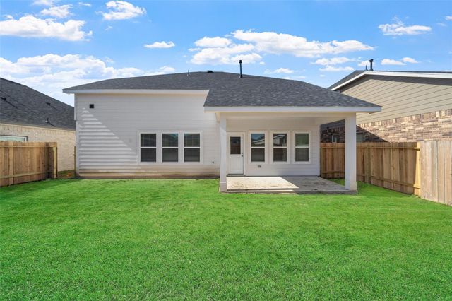 2126 Sanders Brook Drive, Baytown, TX 77521