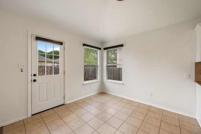 1812 McClannahan DR, Austin, TX 78748