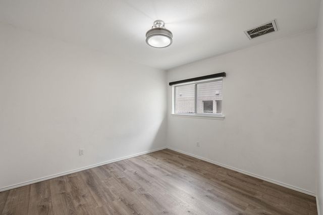 1812 McClannahan DR, Austin, TX 78748