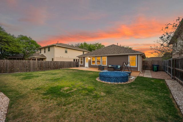 1812 McClannahan DR, Austin, TX 78748