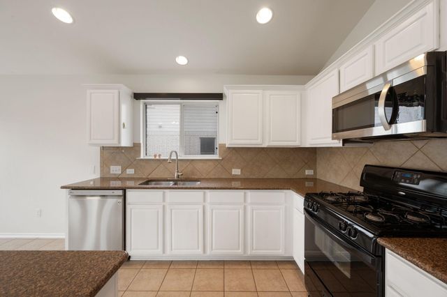 1812 McClannahan DR, Austin, TX 78748