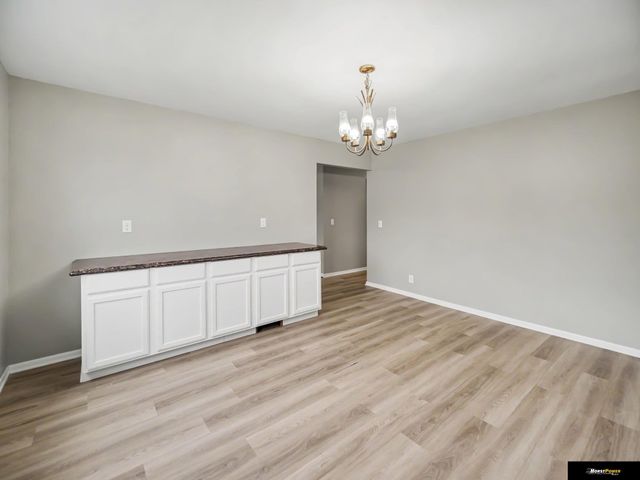 1446 S 167 Avenue, Omaha, NE 68130