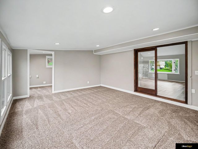 1446 S 167 Avenue, Omaha, NE 68130