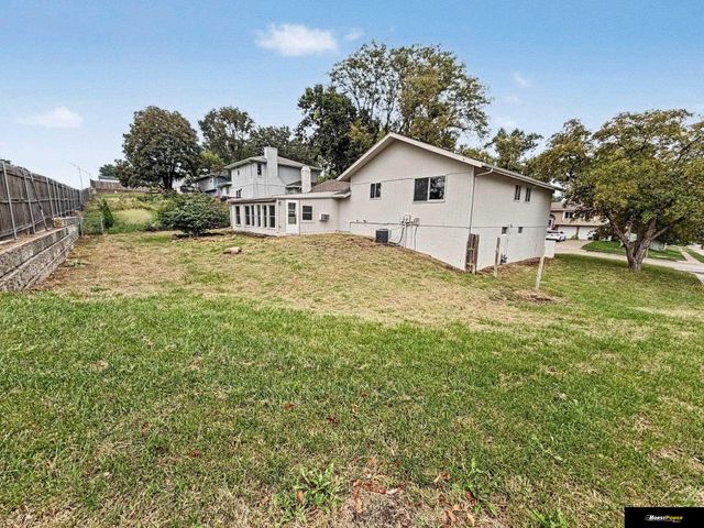 1446 S 167 Avenue, Omaha, NE 68130