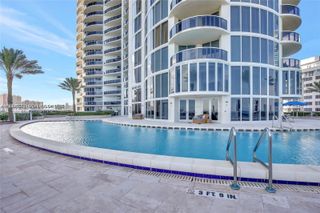 17201 Collins Ave 701, Sunny Isles Beach, FL 33160